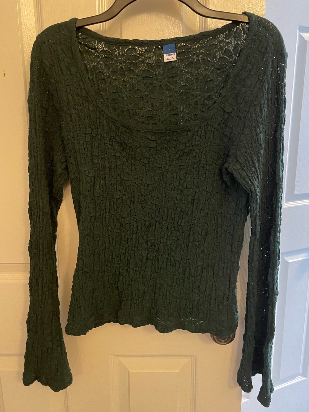 Old navy dark green long sleeve top Size L , like new -crinkle gauze patterned